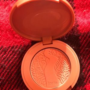 Tarte blush
